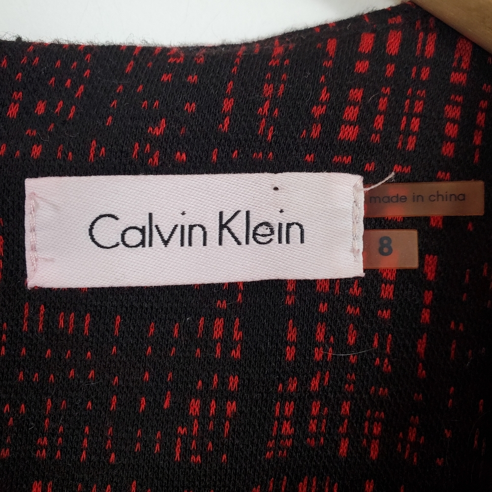 Calvin Klein sleeveless dress, red and black print, size 8 - Picture 6 of 6